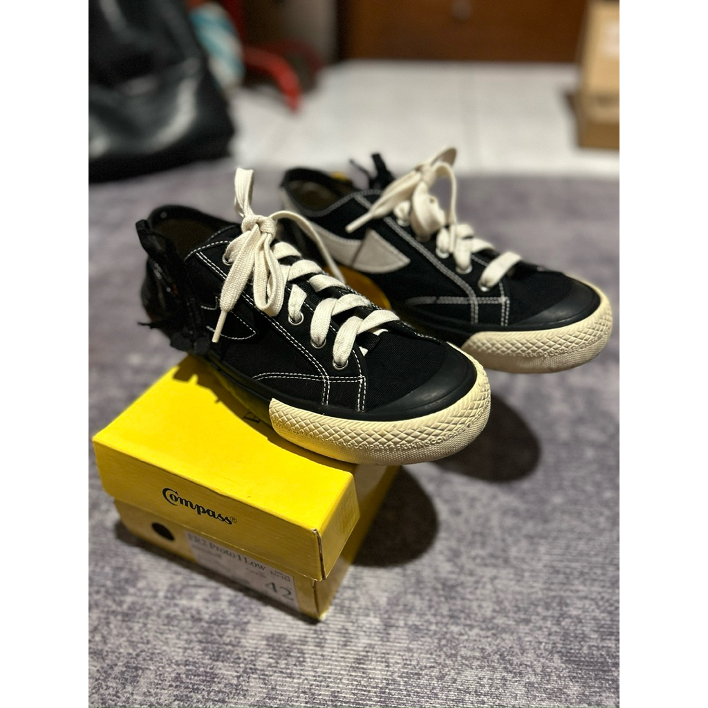sepatu compass fr2 proto low 42