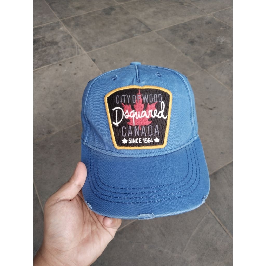 Topi Dsquared Biru