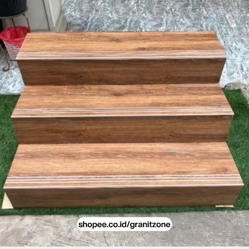 Granit Tangga stepnosing 30x80 - 30x120cm Motif kayu | Matt | Export (Grade A)