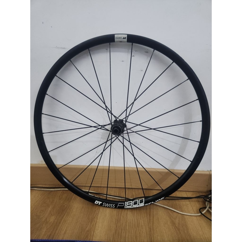 wheelset DT Swiss P1800 700c 24hole used