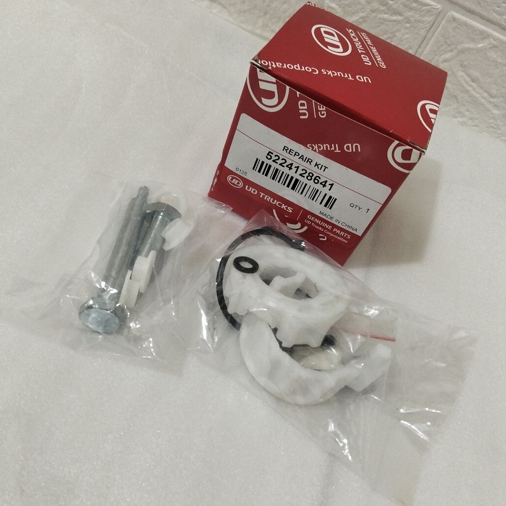 BUSHING KIT PERSENELING NISSAN QUESTER CWE280 UD 5224128641