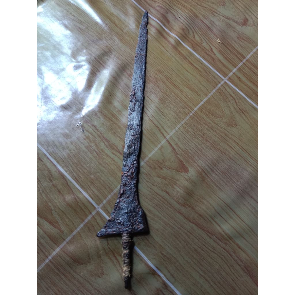 keris brojol temuan sungai
