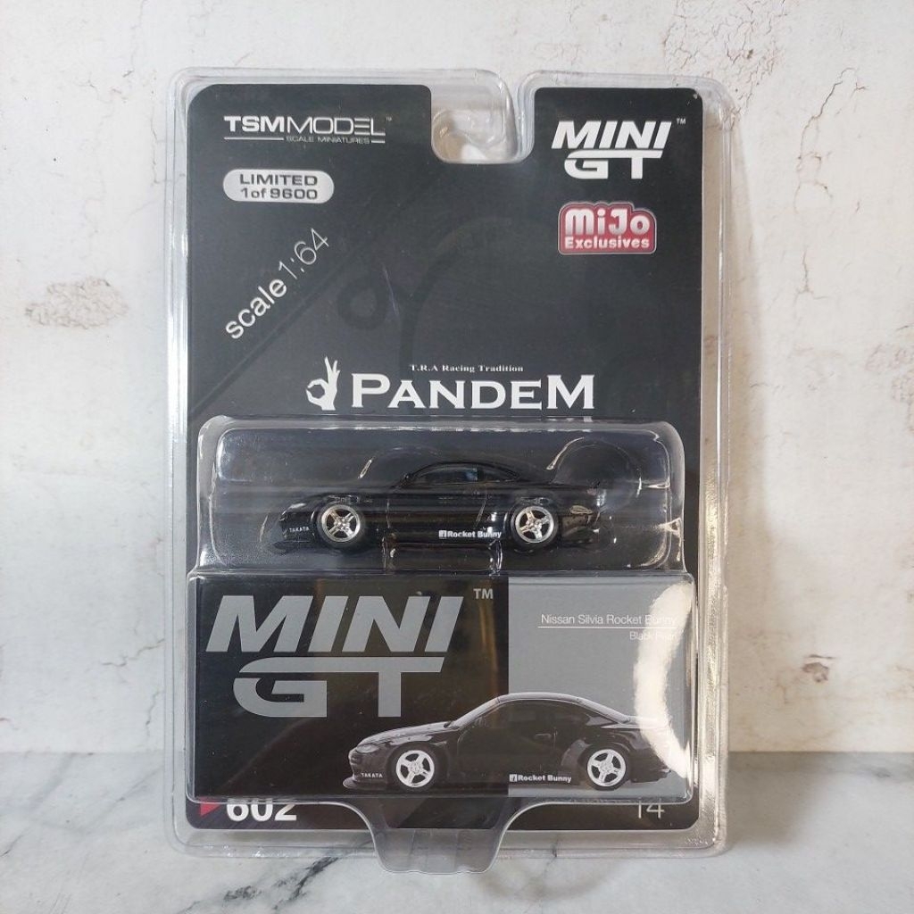 Mini GT Nissan Silvia Rocket Bunny