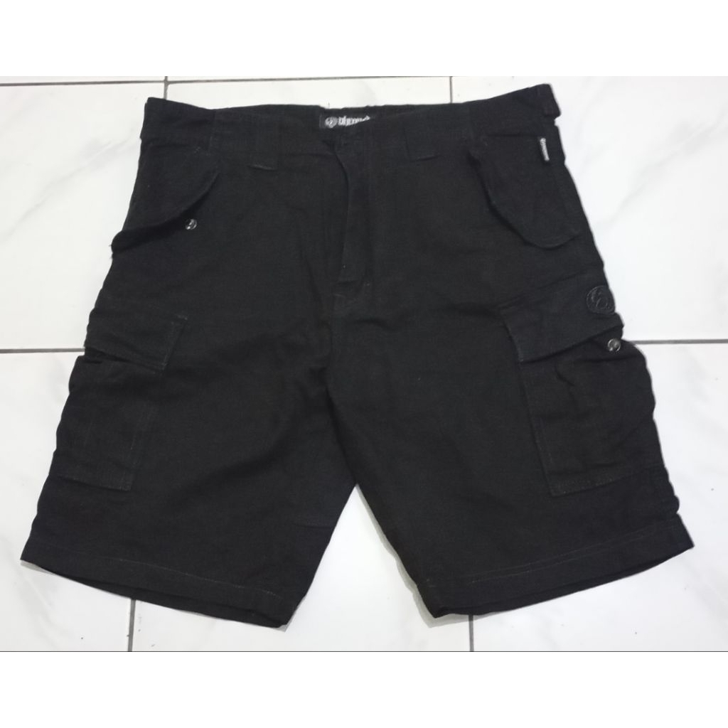 Celana pendek cargo ( dhroned ) Size 34