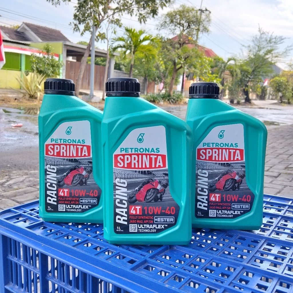 OLI MESIN PETRONAS 4T 1LITER RACING 10W-40 FULL SYNTHETIC OLI RACING PETRONAS 1LITER