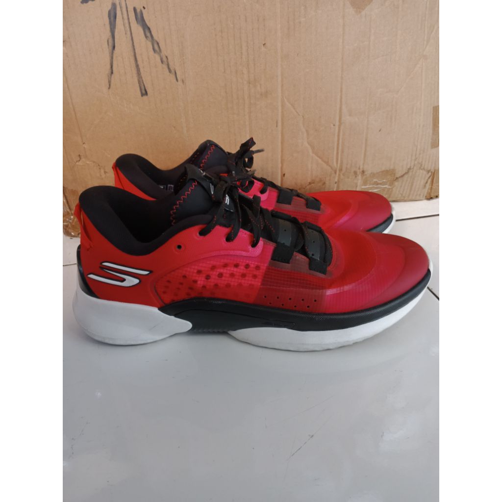 Skechers Rexagrip Red size 46 used no box good condition