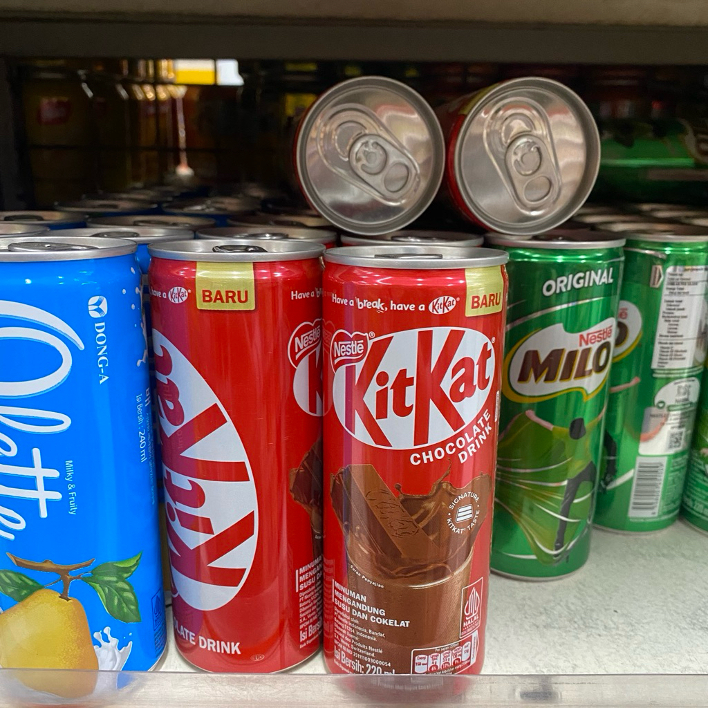 

KITKAT CHOCOLATE DRINK CAN CALENG 220ml MINUMAN KIT KAT