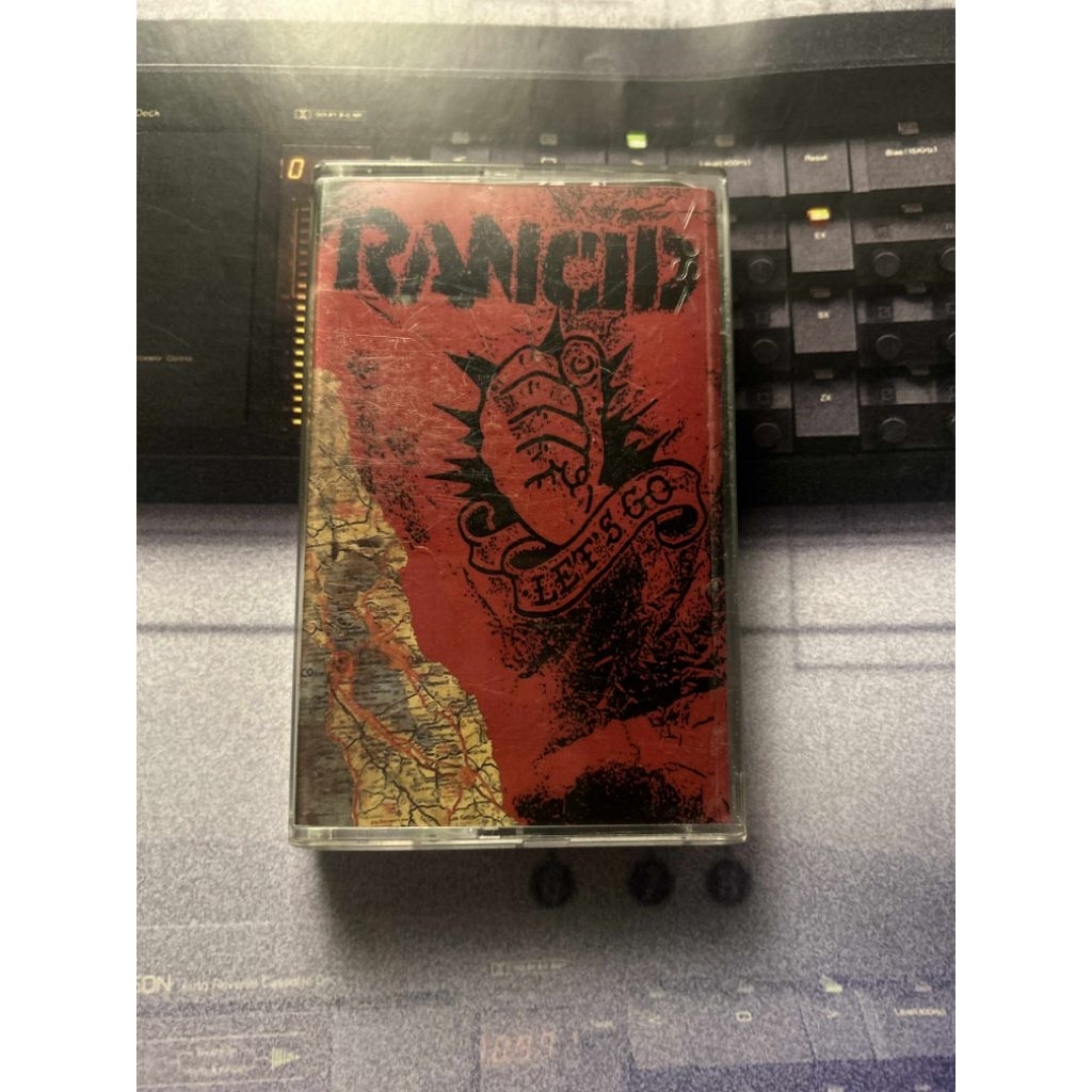 kaset pita RANCID - LETS GO