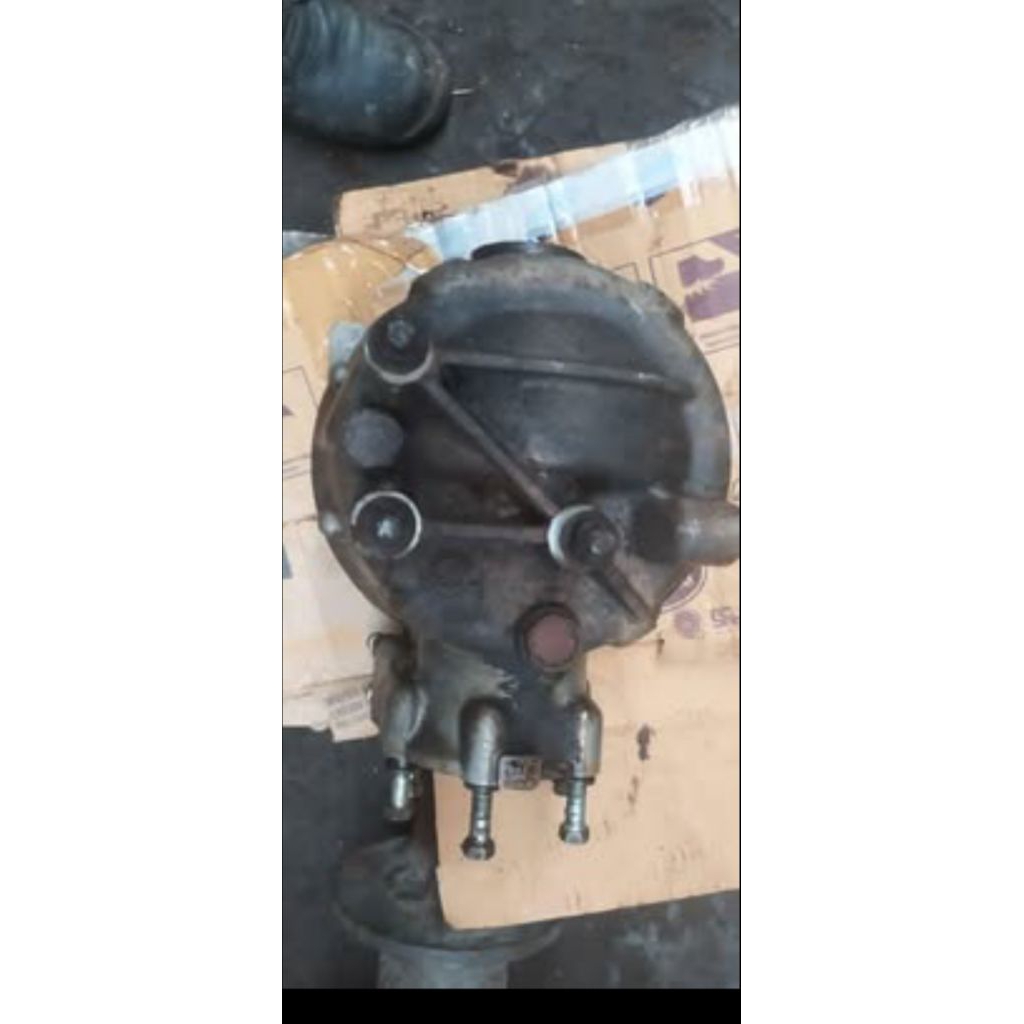 Rumah/Tutup Gardan depan Ford ranger 2.5