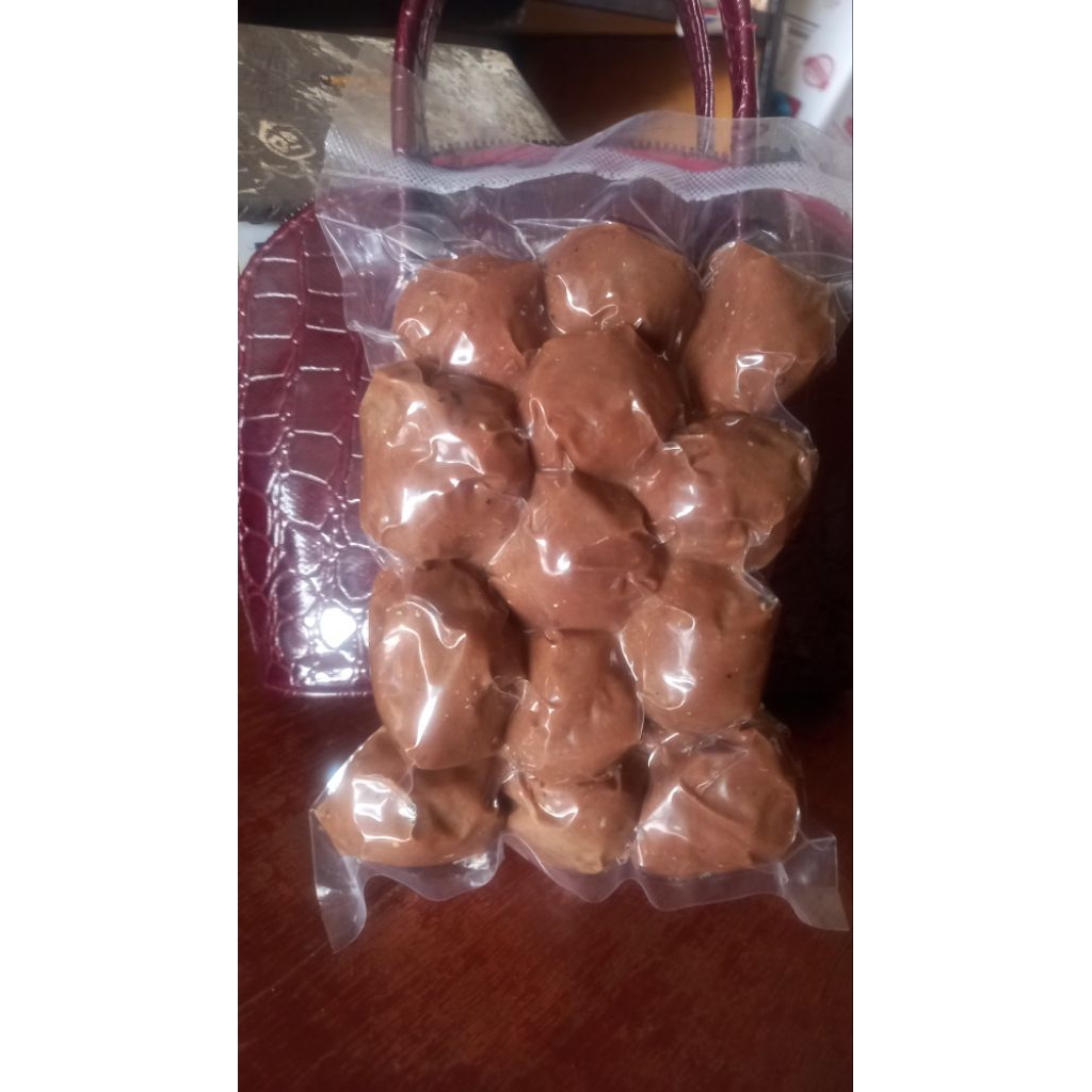 

Bakso ikan sinar bahari hitam/ikan tuna isi 20+bumbu sambal