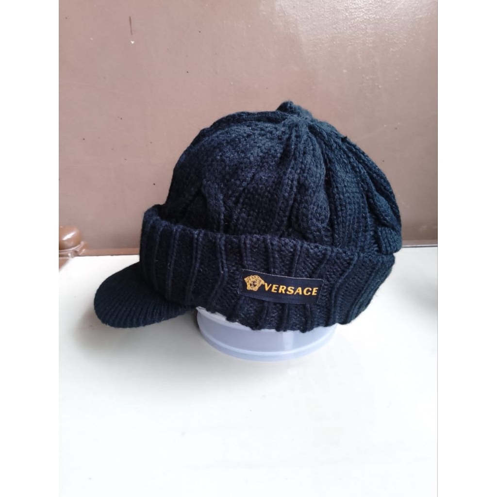 kupluk topi second branded