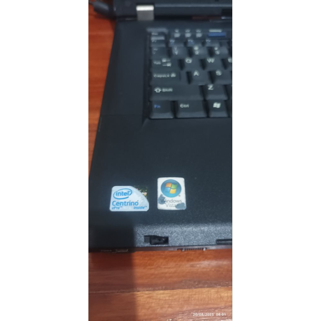 Laptop Lenovo T500 Thinkpad Core 2 duo windows 7
