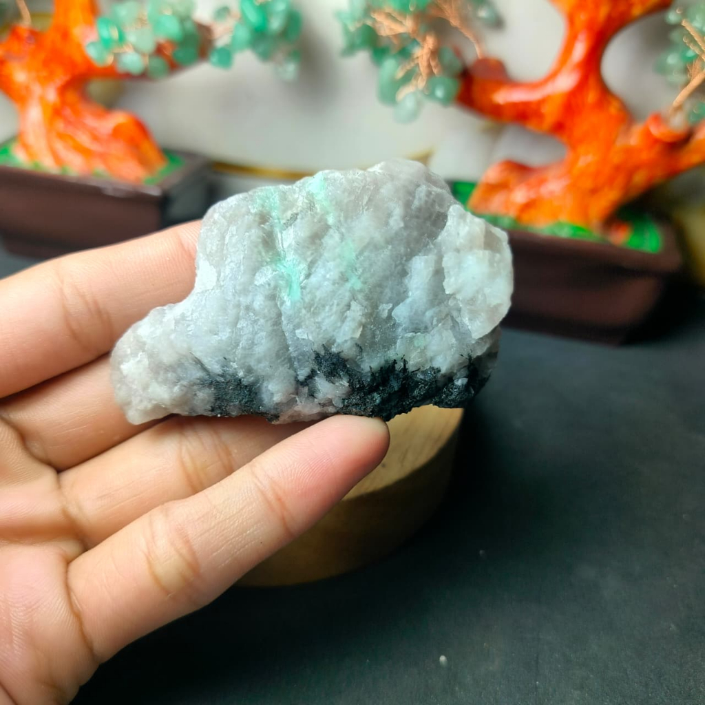 Batu Natural Emerald Rough (6)