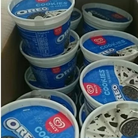 

Es Krim Ice Cream Walls Oreo Cup KECIL Oreo Cookies n Cream KECIL 90 ml 1 pcs