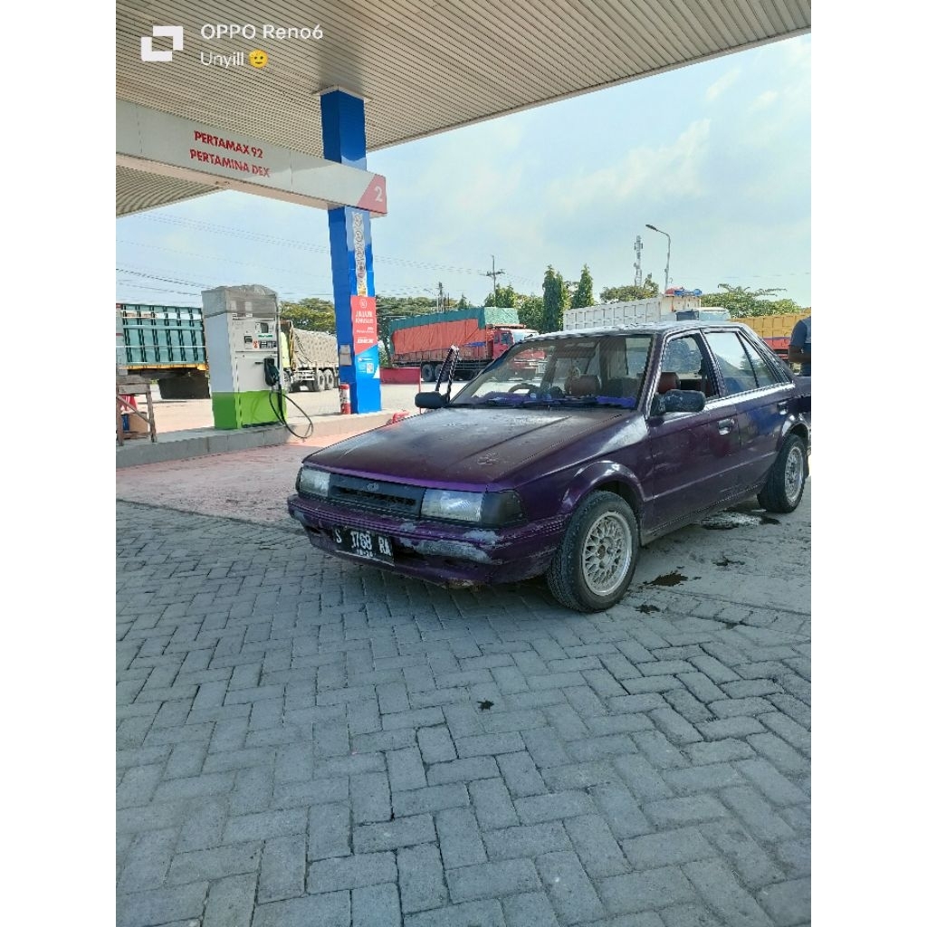 bemper depan Ford laser