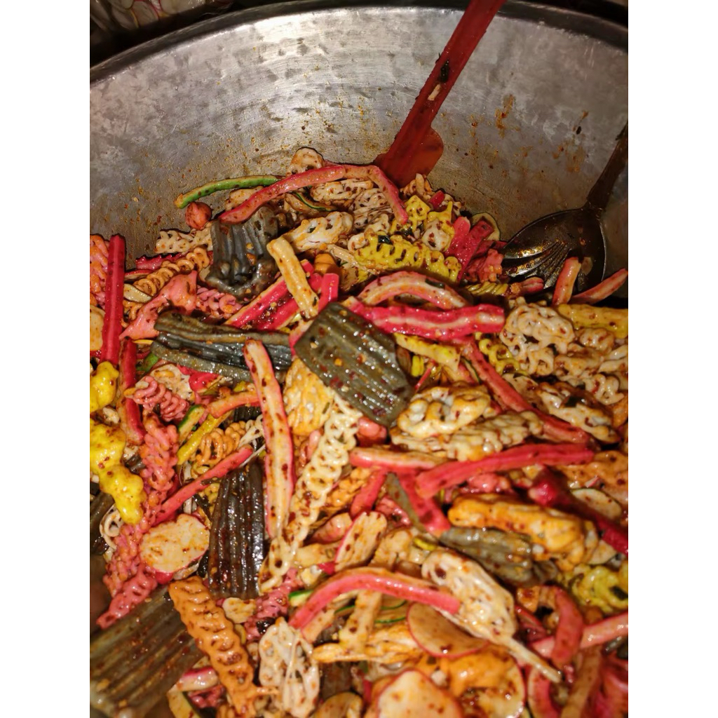 

Kerupuk Seblak Kering Mix Pedas Daun Jeruk 250gr Sebring Viral Enak Gurih