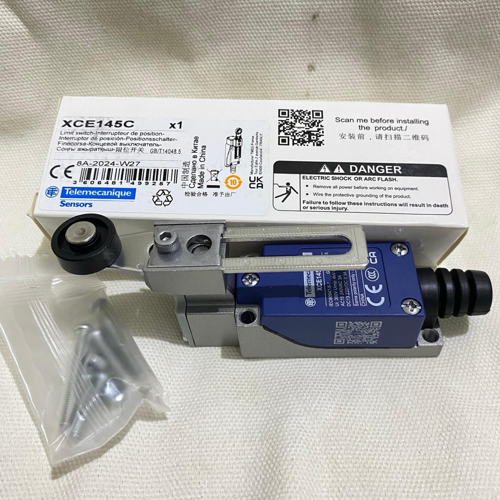 Telemecanique XCE-145C Schneider Limit Switch XCE145C