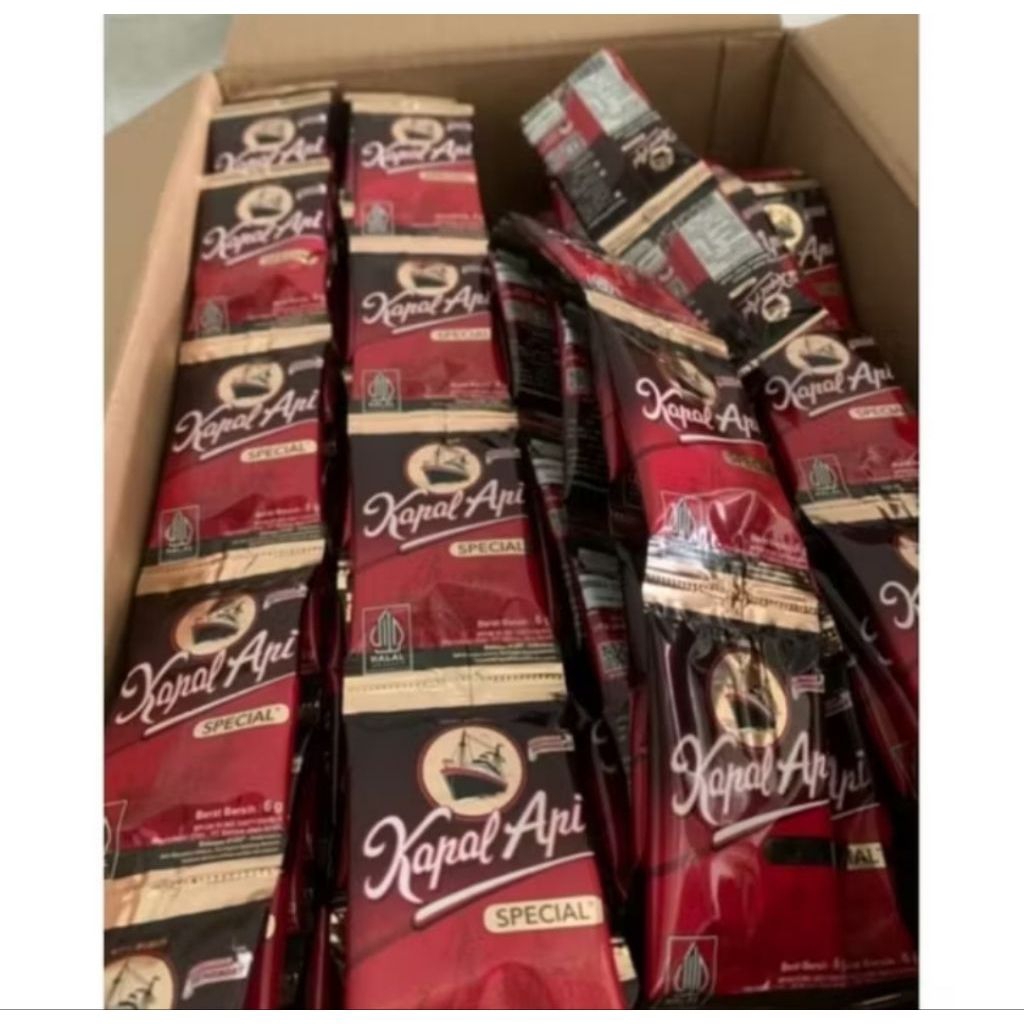 

kopi kapal api mini 1 renteng isi 11 sachet