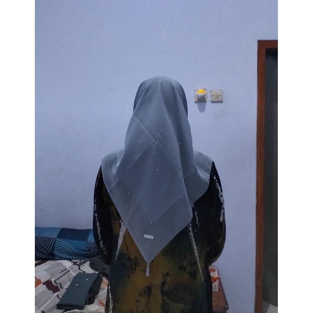Hijab Paris tassel kristal Swarovski tabur/hijab Paris segiempat kristal Swarovski