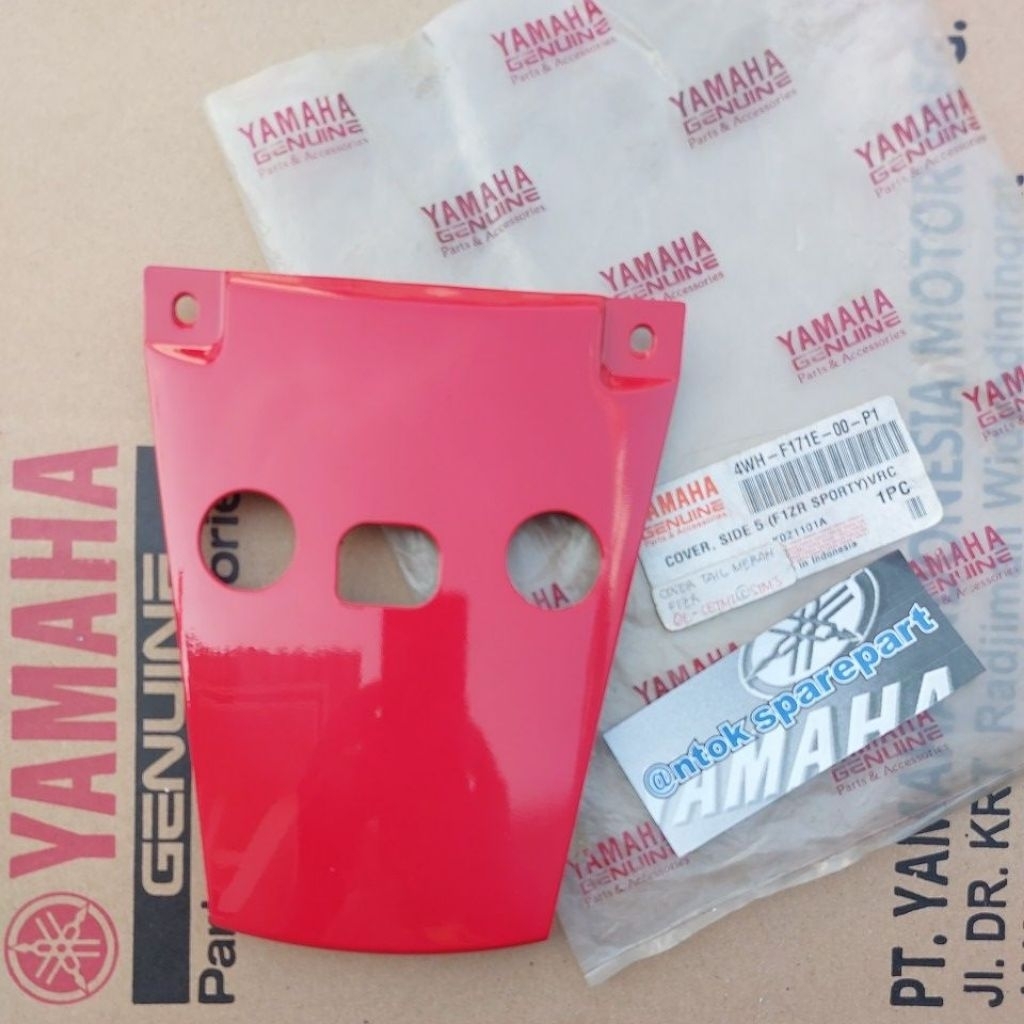 Pad Pet Cover Side Tail Sambungan Body Belakang Merah VRC FIZR FIZ R FIZ-R NOS Original Genuine Yama