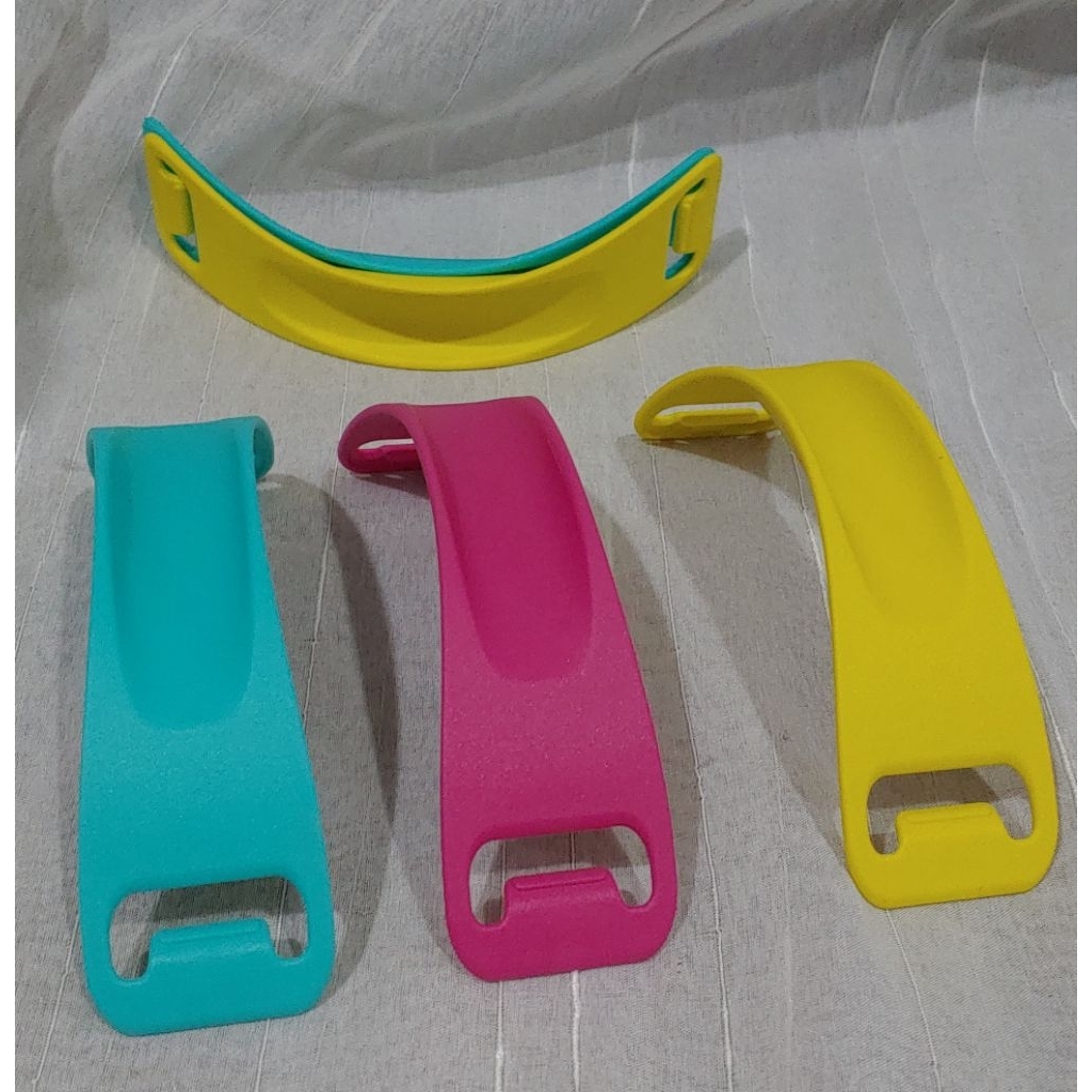 Handle Small Click To Go Tupperware