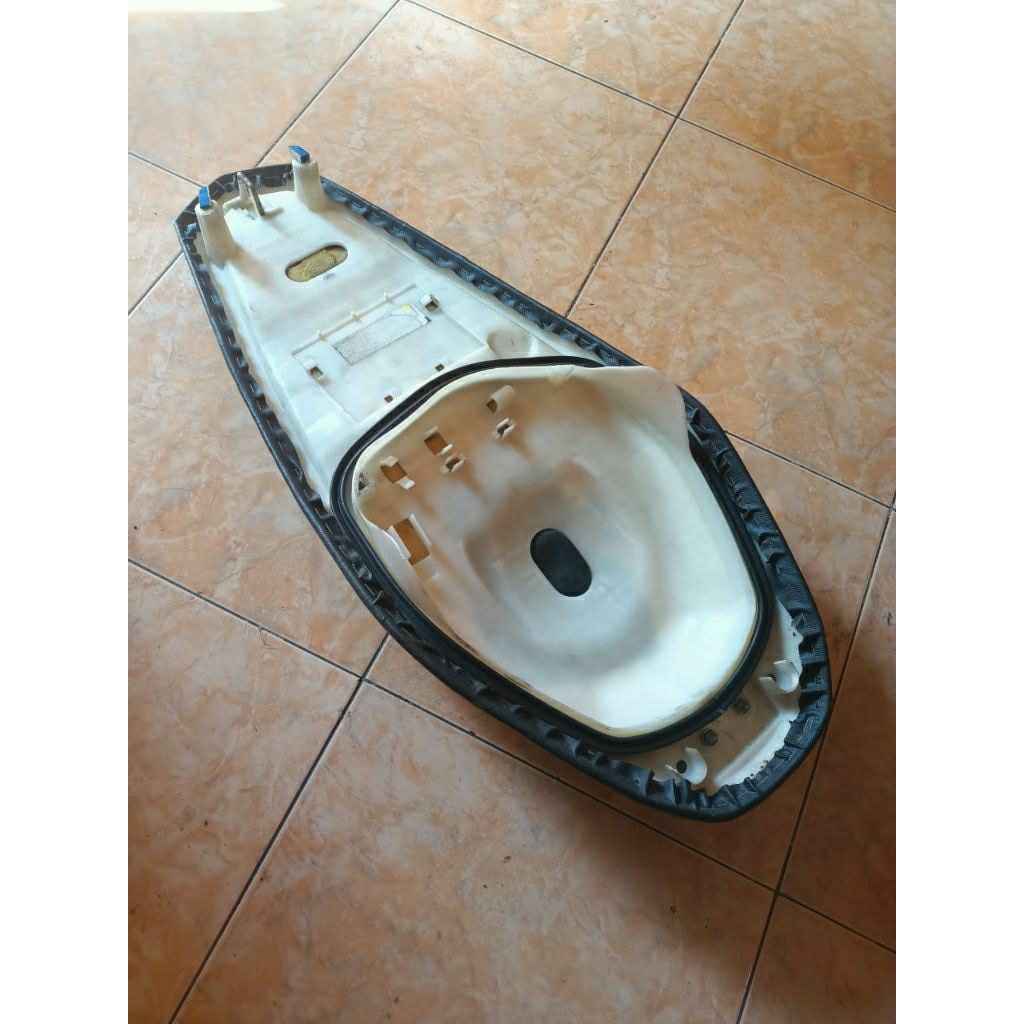 lantai jok Honda Vario 125 old original.