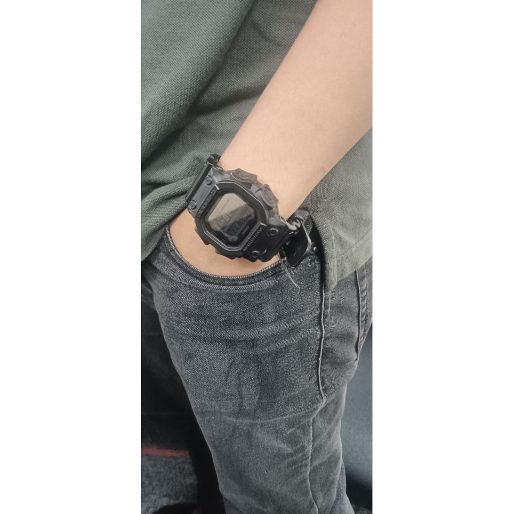 JAM TANGAN UNIVERSAL G-SHOCK GX-56BB-1