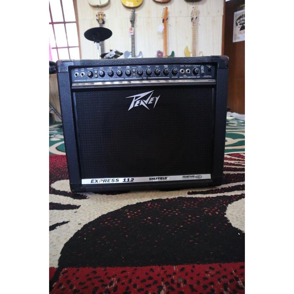Gitar Amplifier Peavey EXPRESS 112