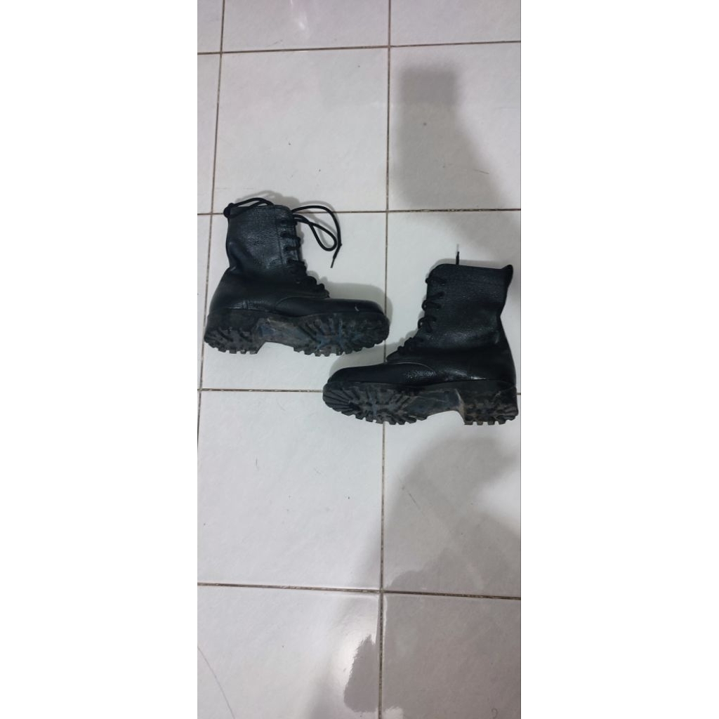 Sepatu PDL militer