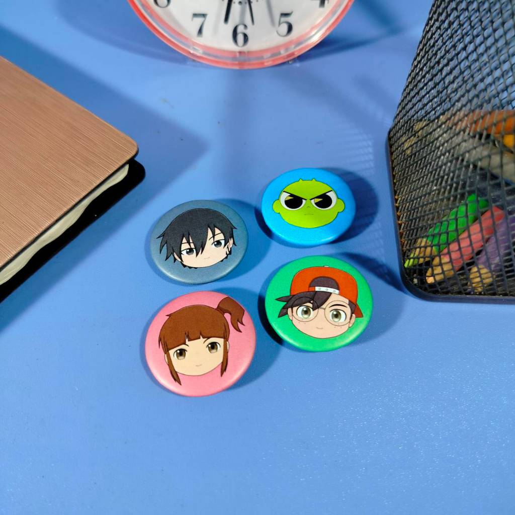 Mini Size "32 x 32 mm" PIN Karakter Shinbi House - PIN Peniti Bross Cartoon - Kang-lim