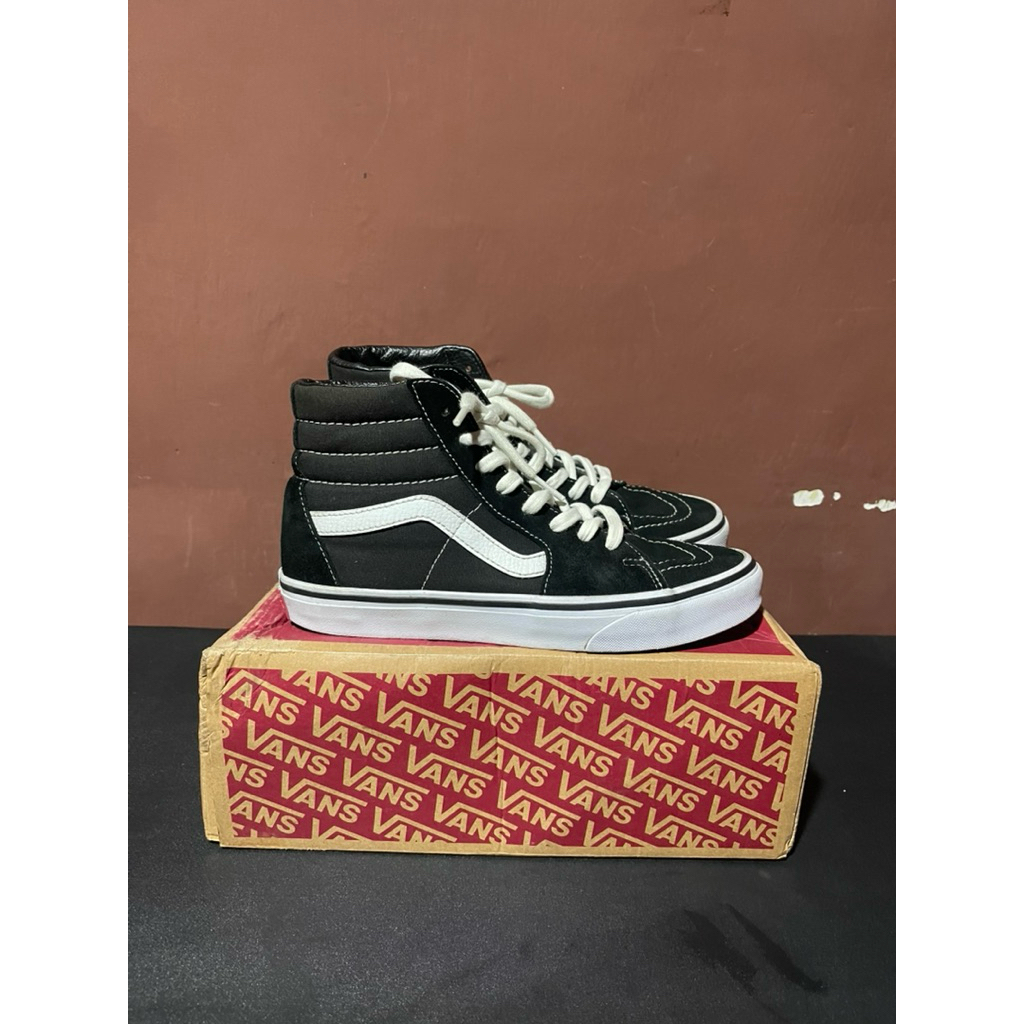 SEPATU VANS SK-8 HI BW