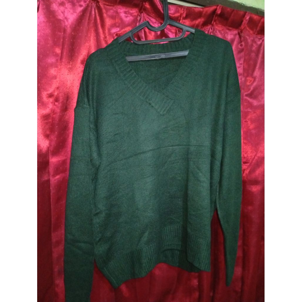 Knitwear Hijau Botol