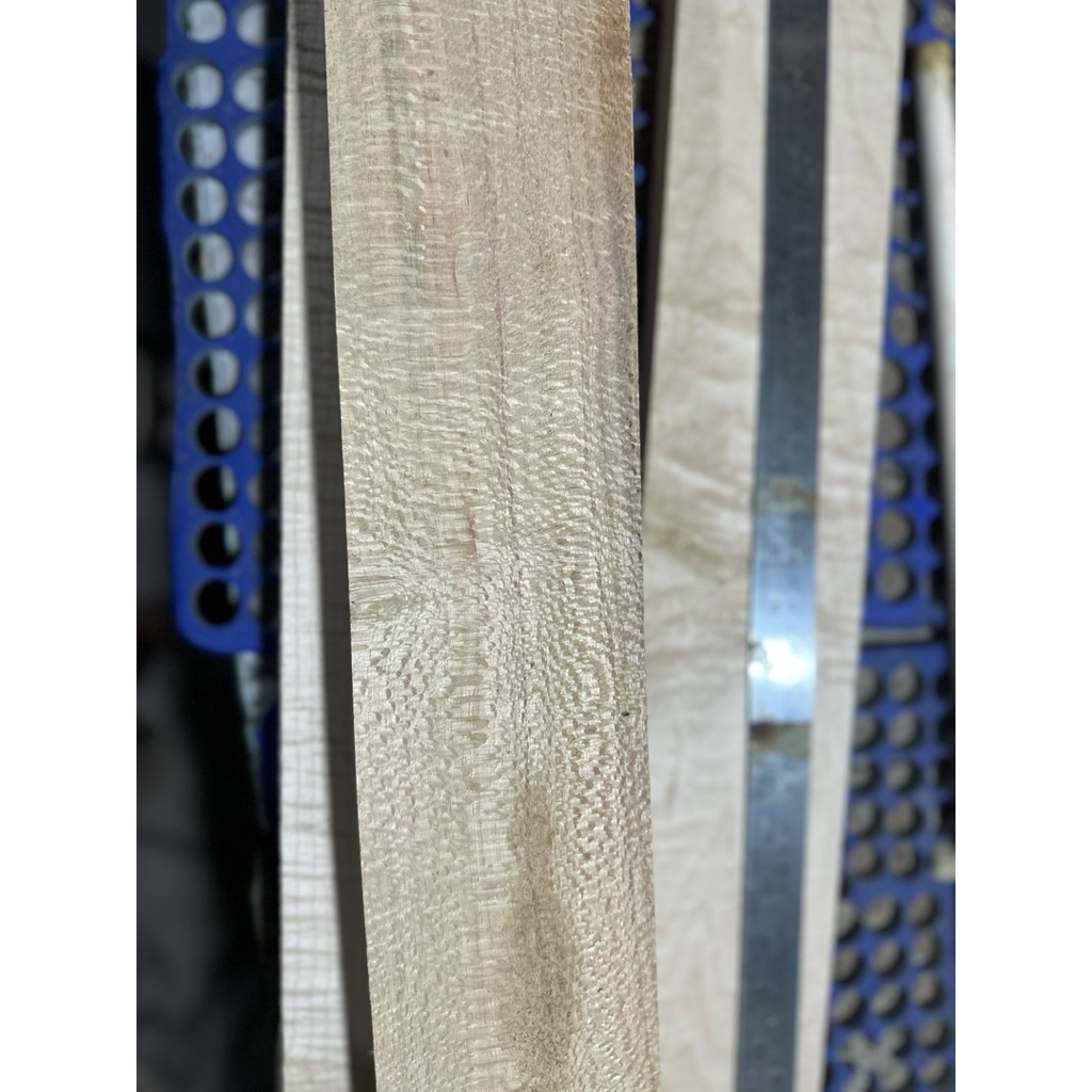Kayu Sycamore / Leopard 5x10x100 cm bahan stik billiard, neck gitar, drum, popor, kerajinan, custom,