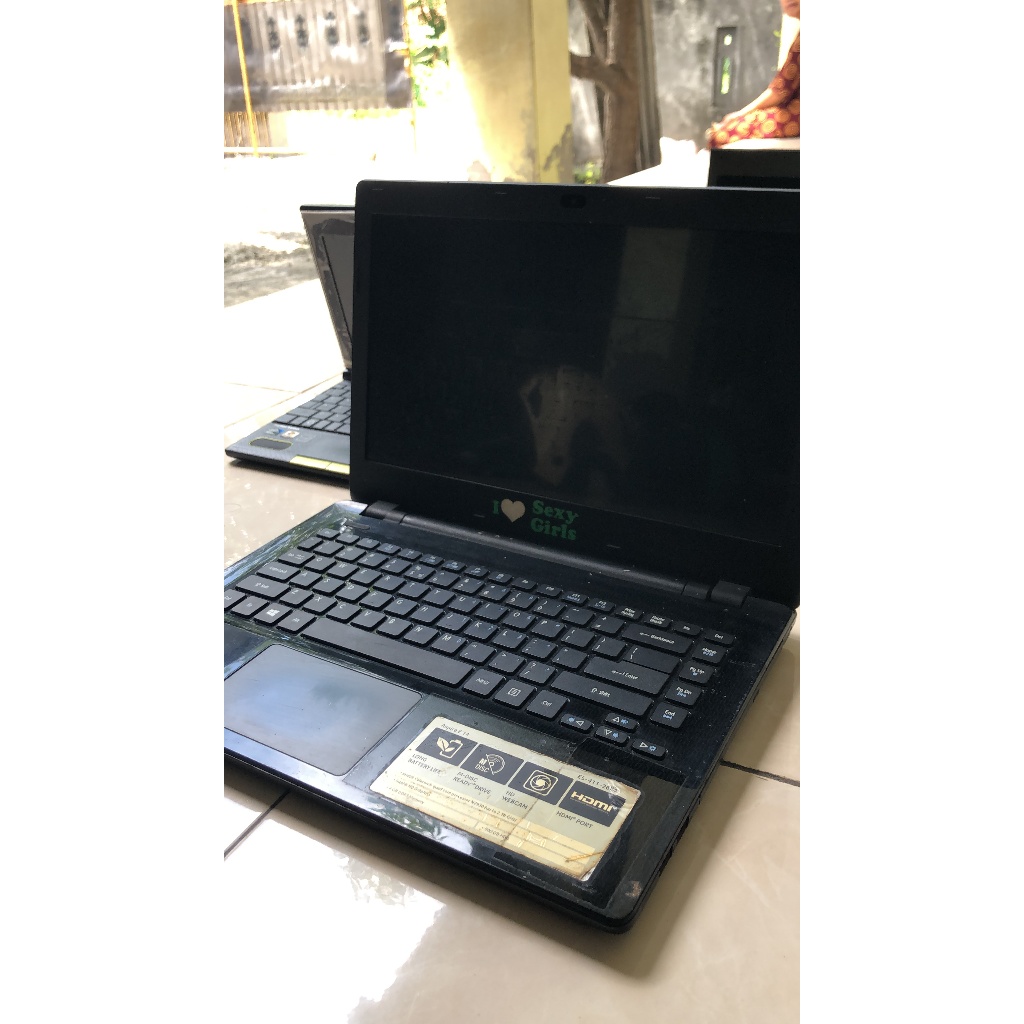 Laptop Acer Aspire ES 14 – Bekas, Kondisi 50%, Harga Hemat