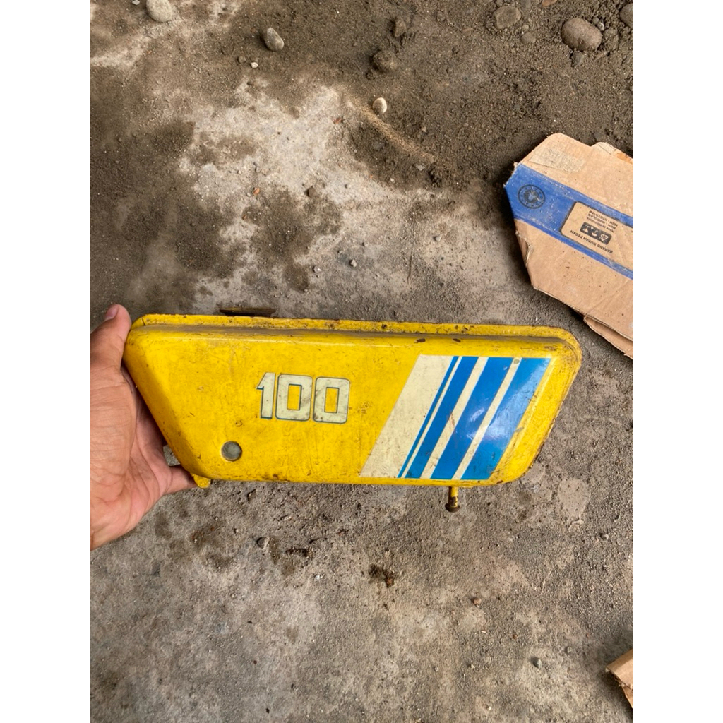 BOX OLI SAMPING YAMAHA DT100