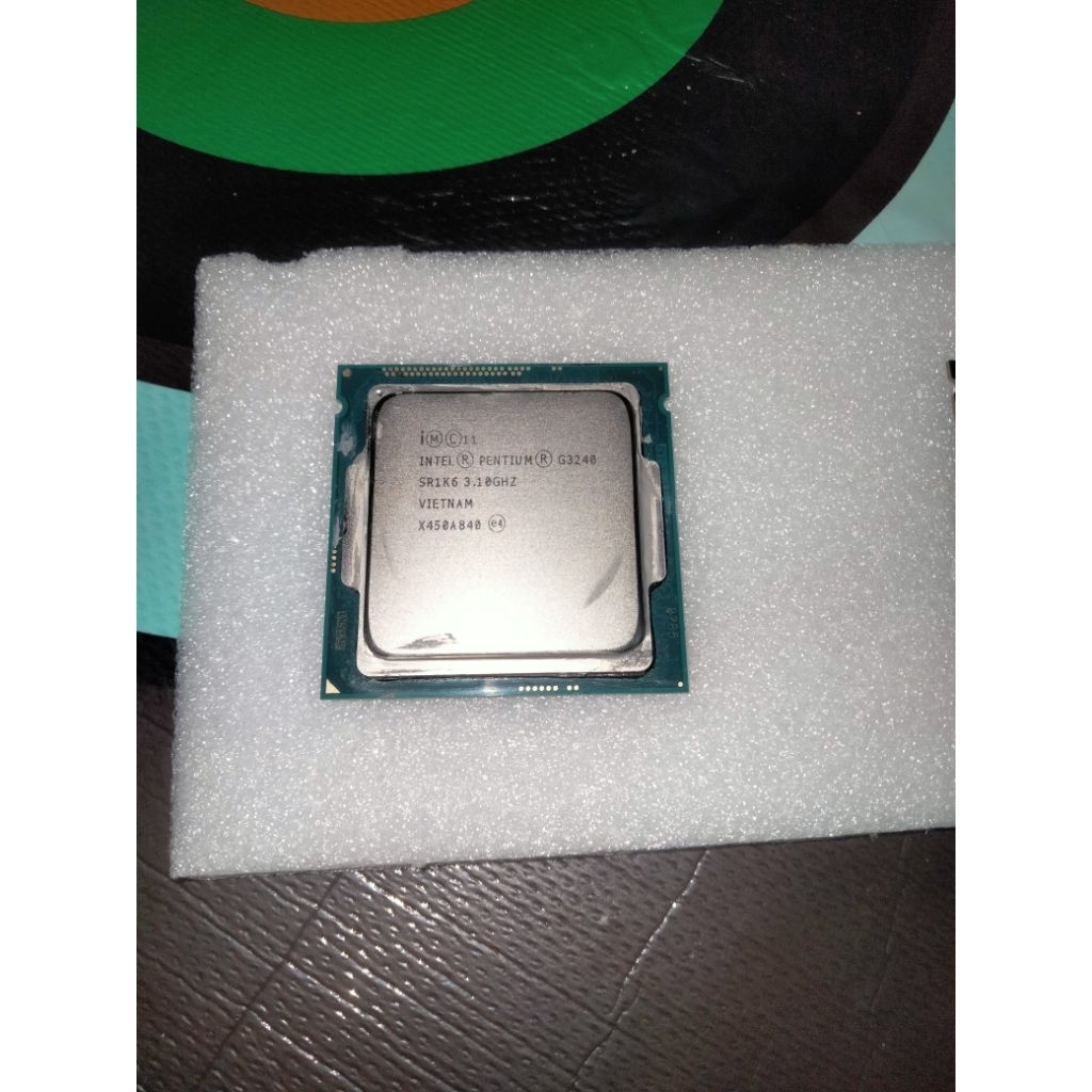 Prosesor Intel Pentium G3240