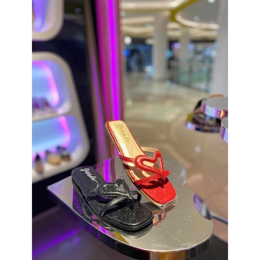 Ready GOSH art 572 sendal flat