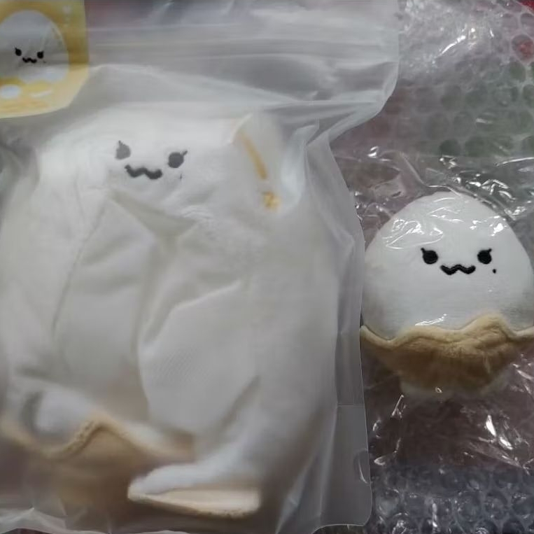 [READY STOCK] LIMITED  OFFICIAL TAENGGEU DOLL & FANLIGHT CAPE TAEYEON THE TENSE CONCERT MD (SEALED)