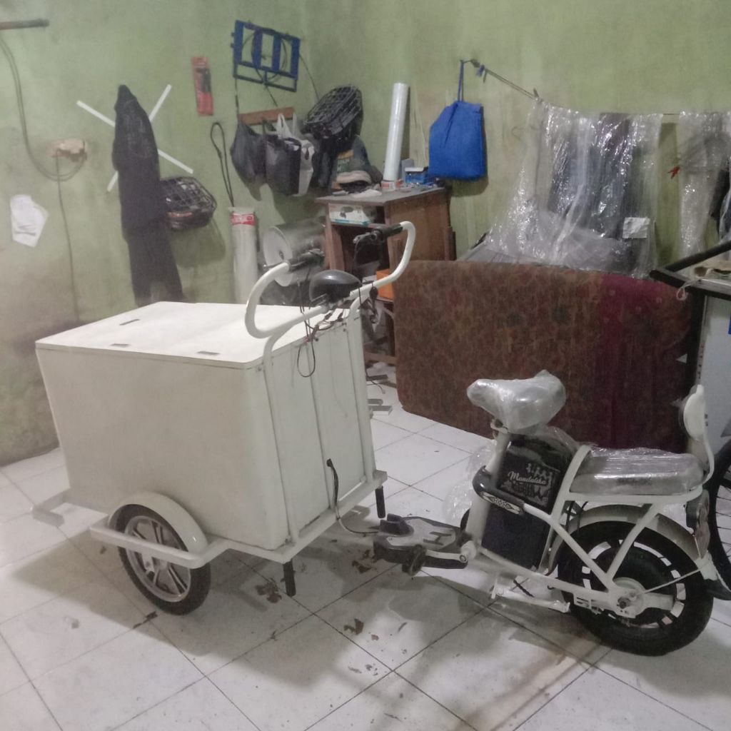 

STOK READY Gerobak Sepeda Listrik Es Kopi SELIS 100x60x60 (invoice)i