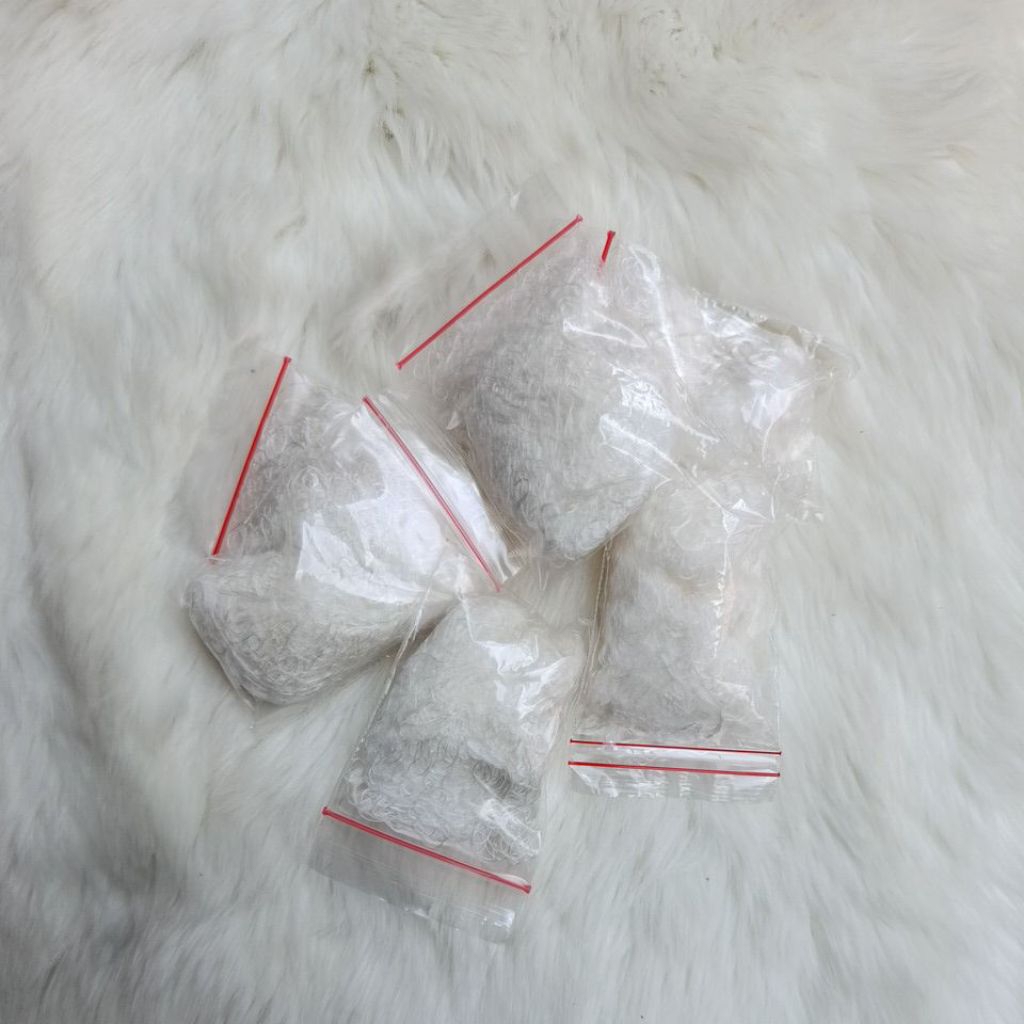 

BENANG SUTRA PUTIH, BENANG PUTIH SUTRA, BENANG KALIGRAFI.