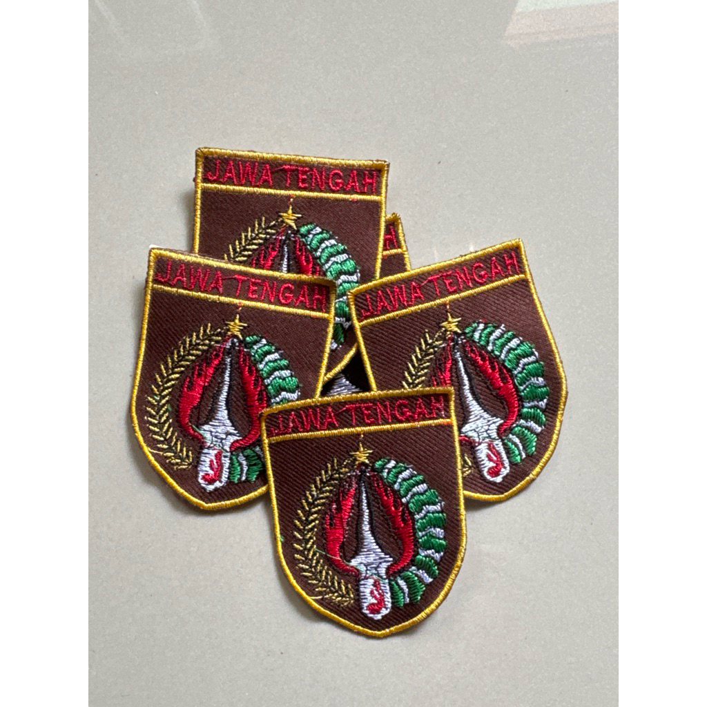 bed (badge) pramuka jawa tengah