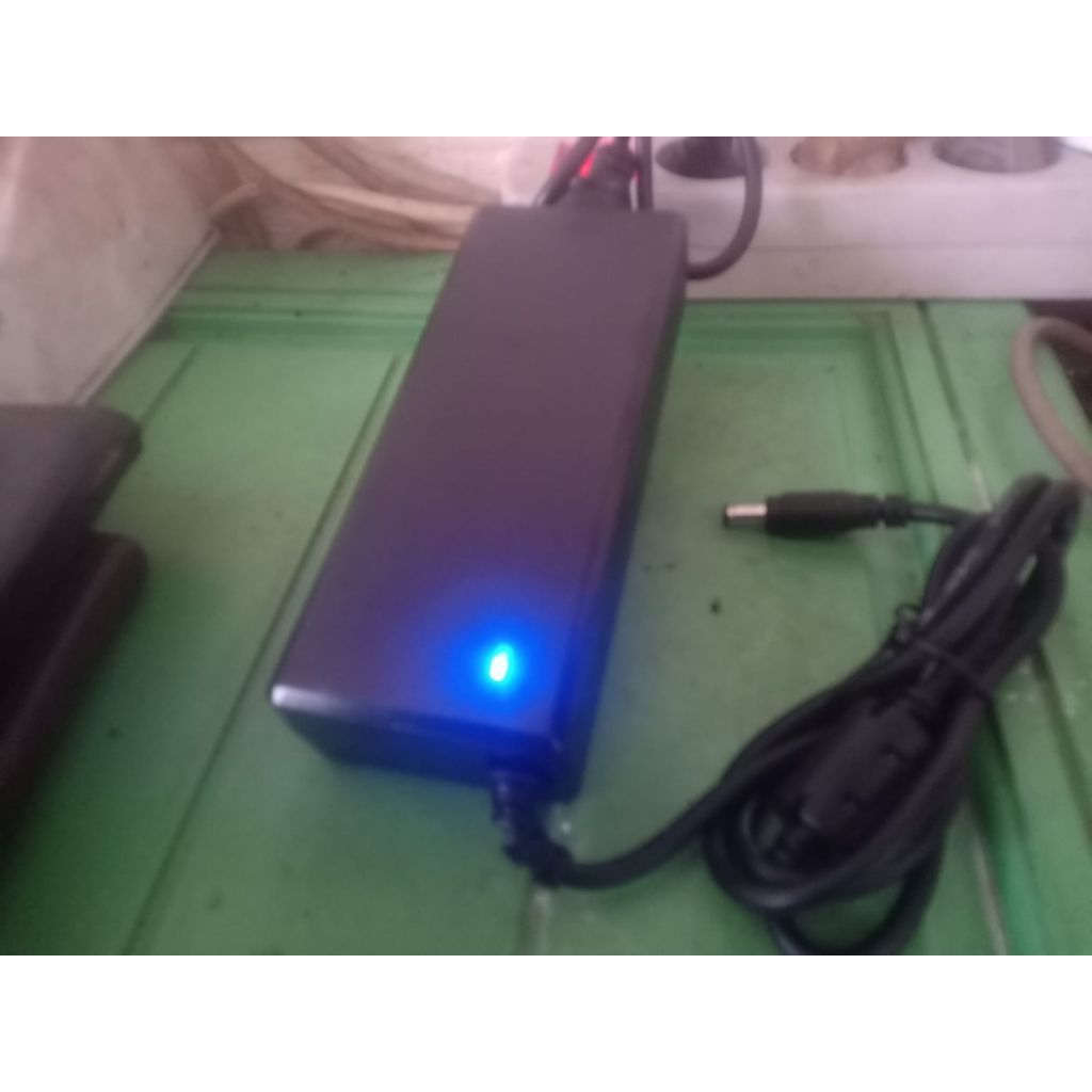 black adaptor murni original camera CCTV DC  12v 10a charger Aki mobil amplifier radio 12 volt 10 am