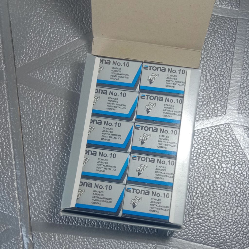 

Etona no. 10 / isi Staples