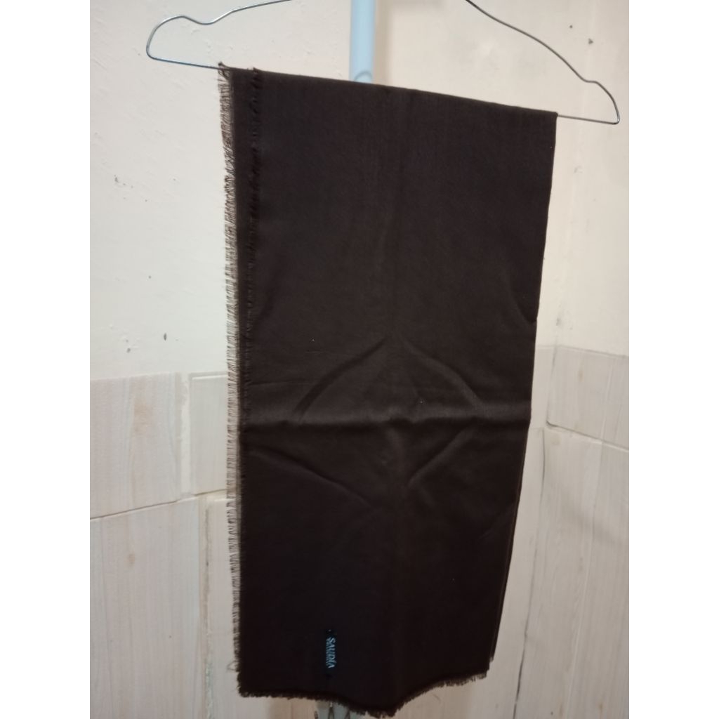 Kerudung Segi empat Saudia warna Coklat Tua / Coklat Pramuka