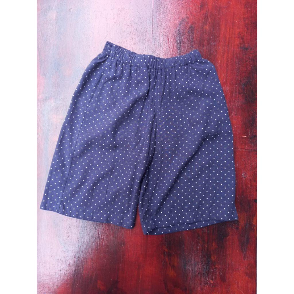 Uniqlo kids | celana pendek anak cewek preloved