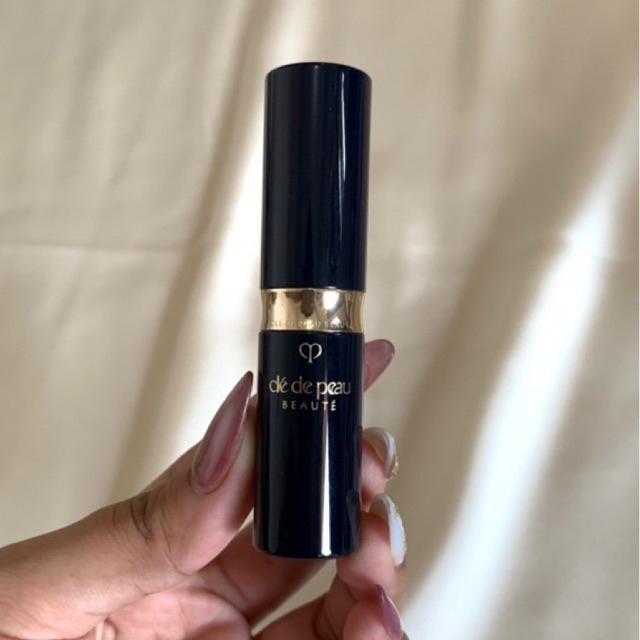 concealer stick Cle de peau
