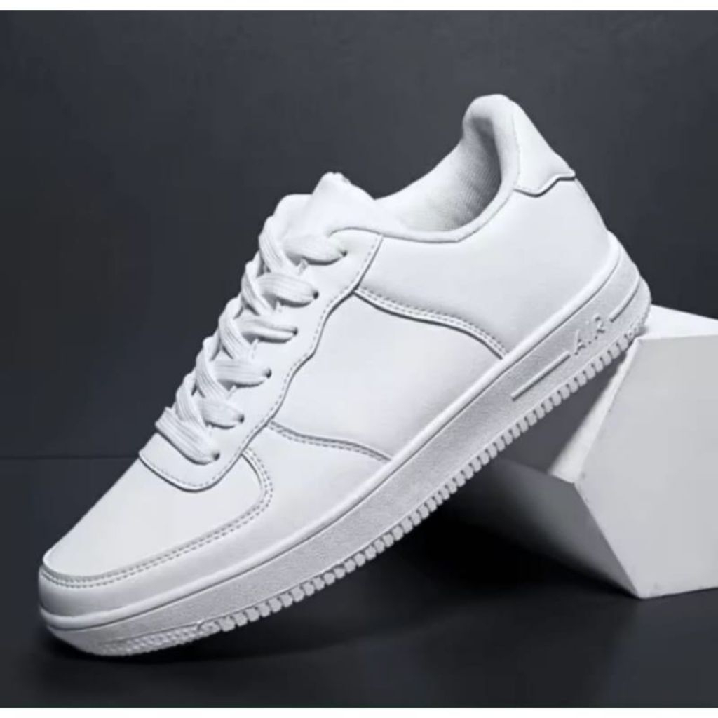 sepatu snakers pria wanita terbaru sepatu snakers Korean puul putih polos keren stylish