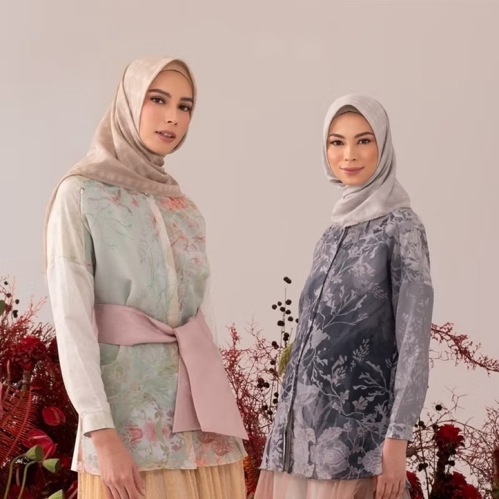 Valvia Top Buttonscarves x Riamiranda