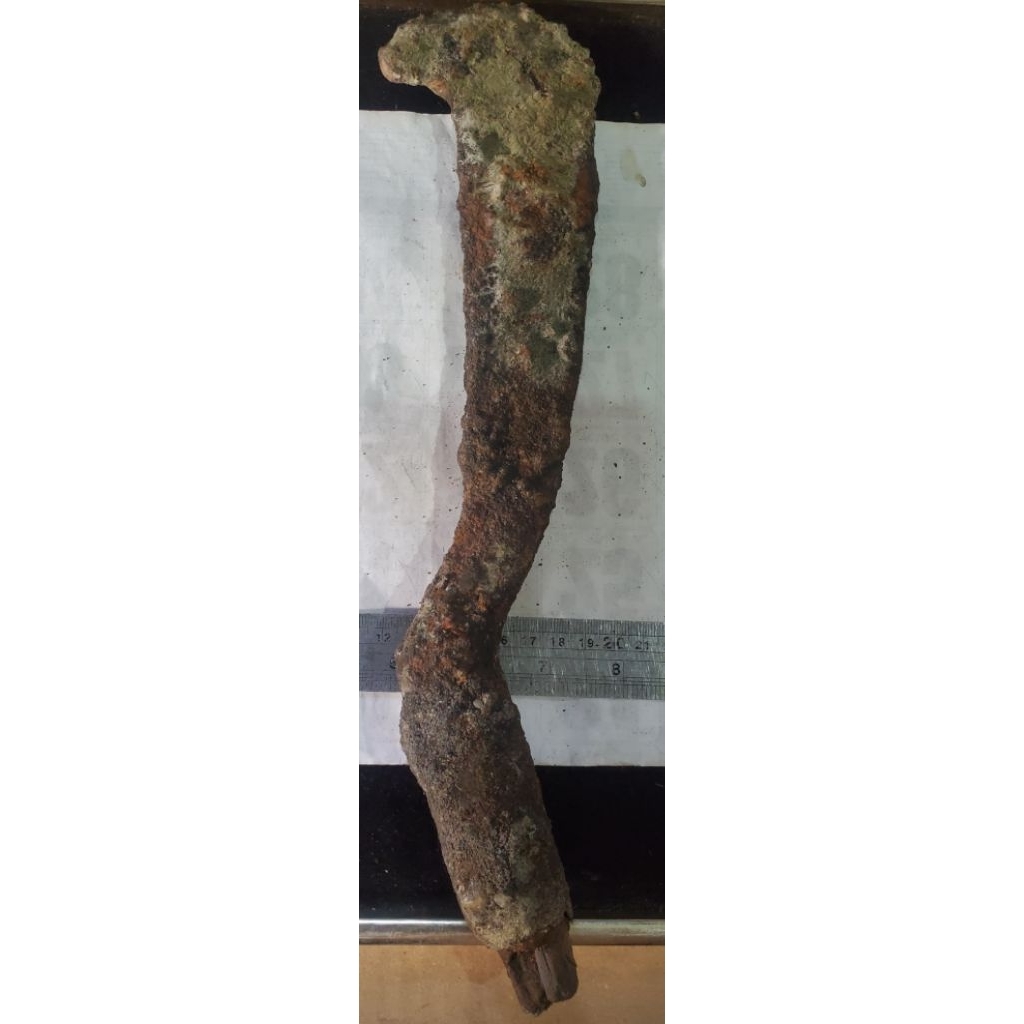 1 biji Pusaka 33cm kuno temuan sungai