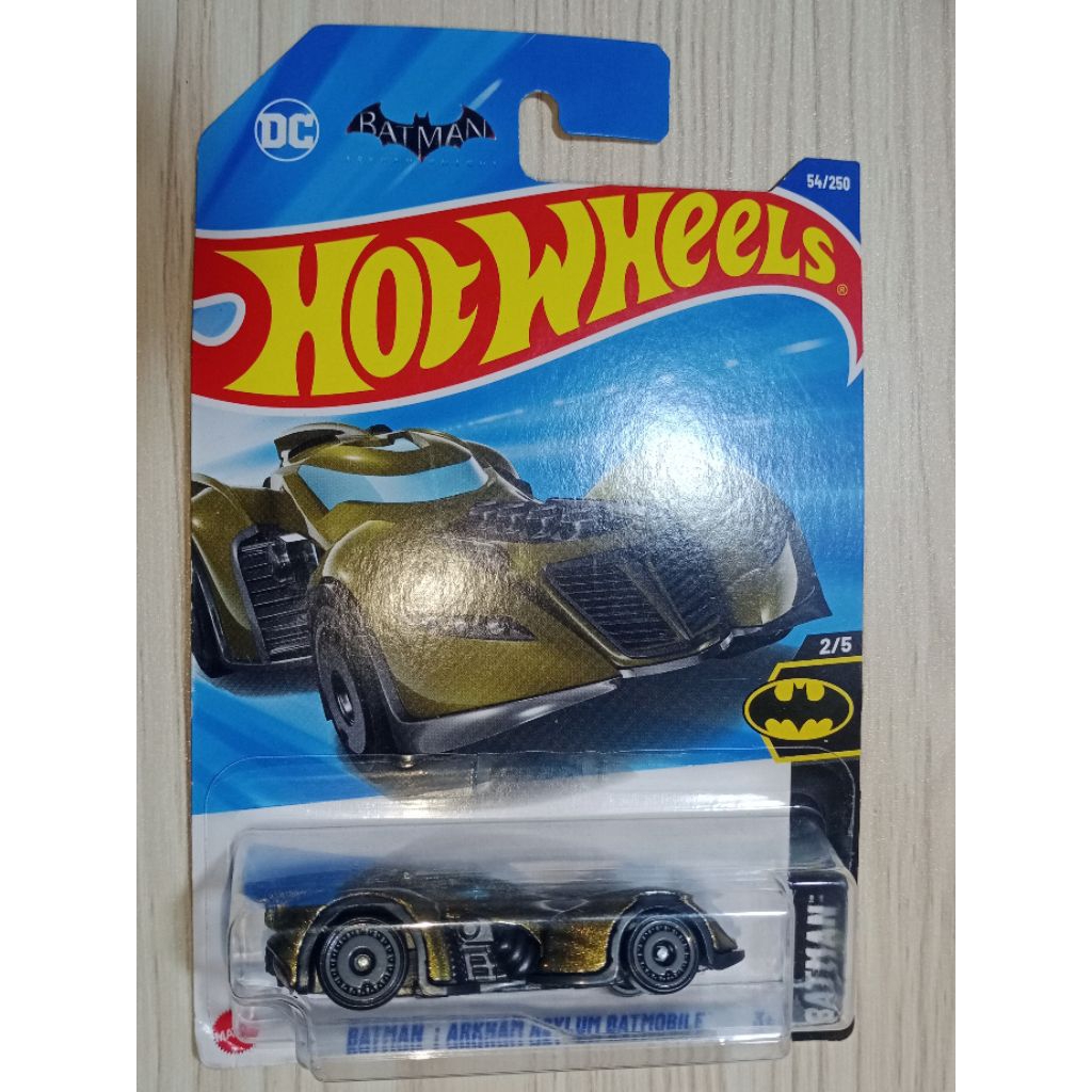 HOT WHEELS BATMAN ARKHAM ASYLUM BATMOBILE ORIGINAL